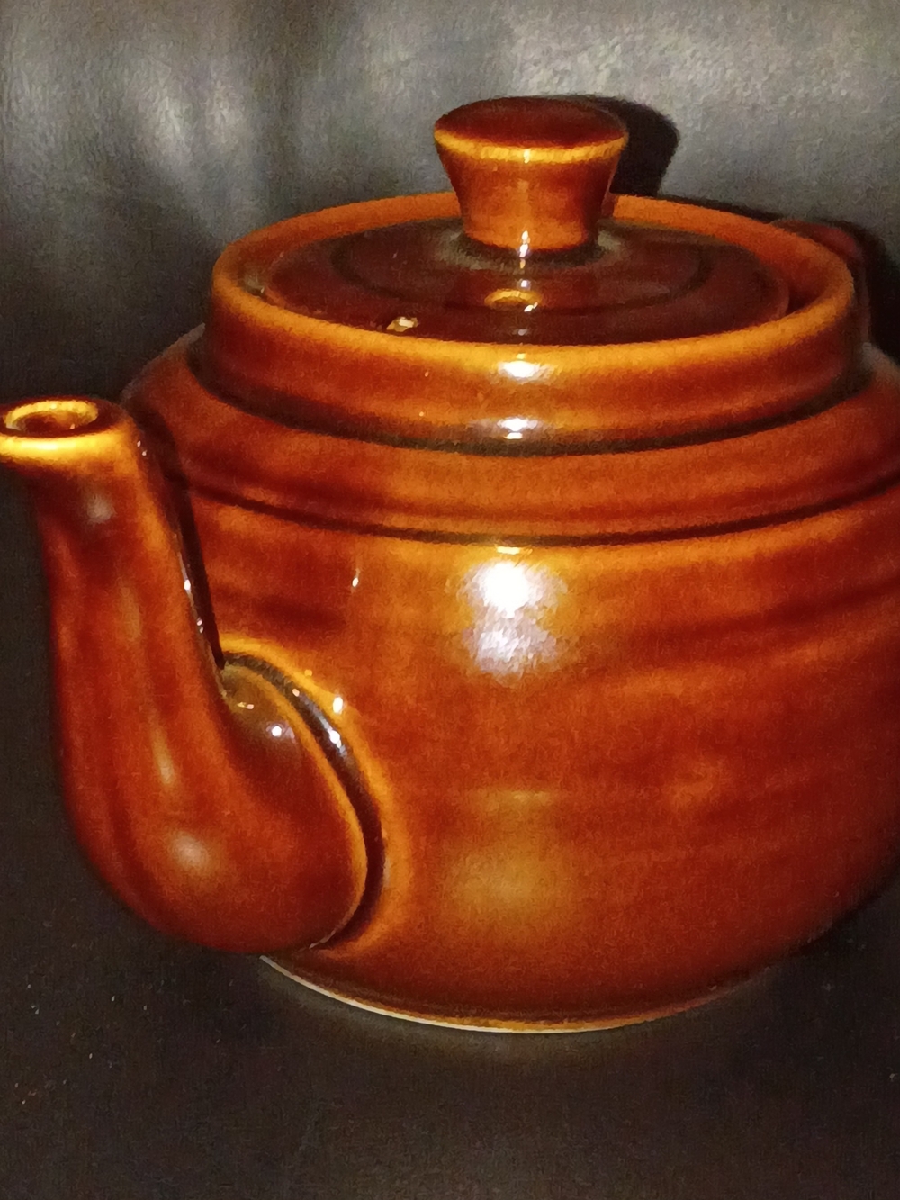 Brown Ceramic Teapot - Classic Glazed Tea Pot